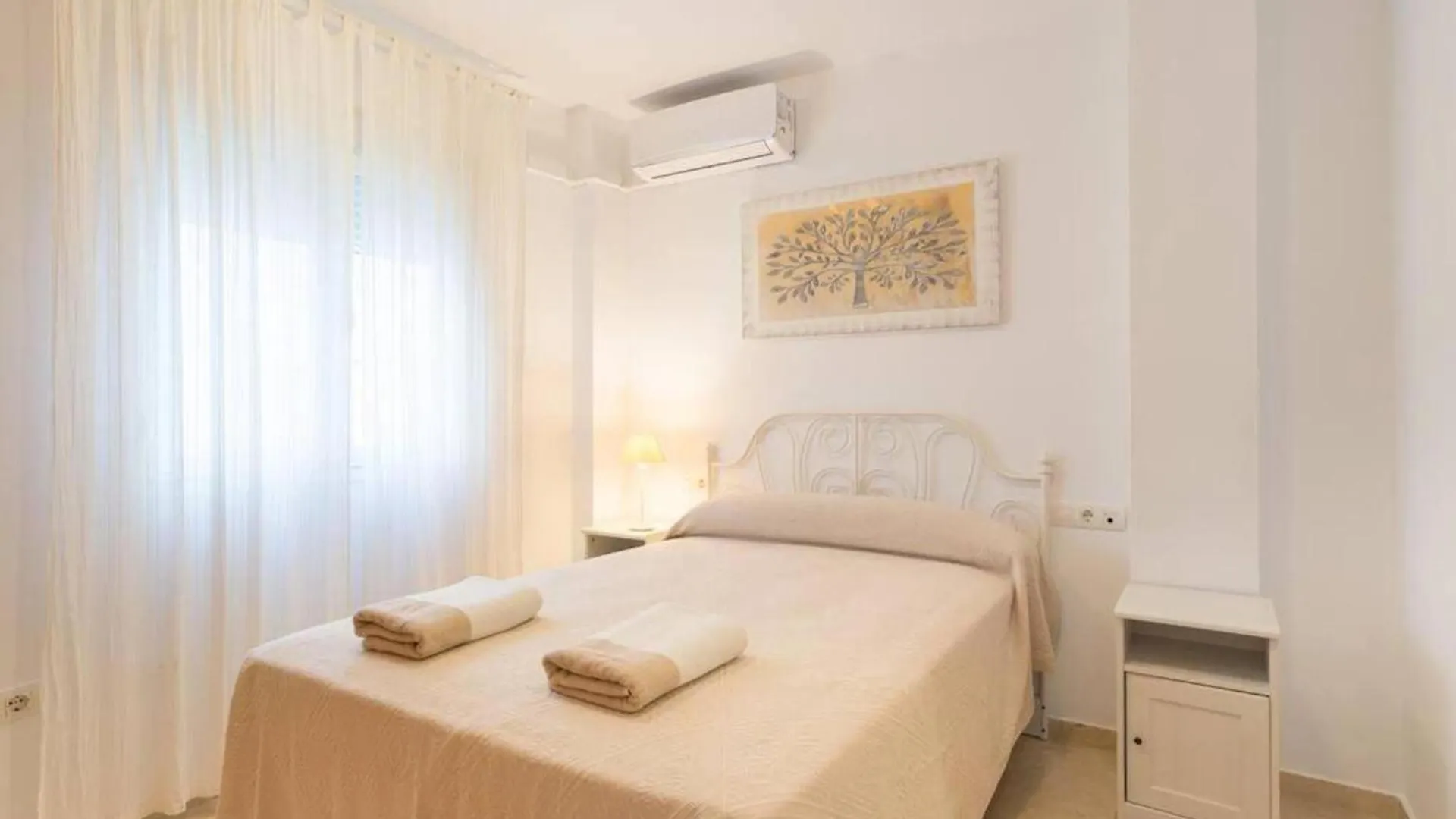 Holidays2Malaga Ventura Apartment Close Old Town 0*, Malaga