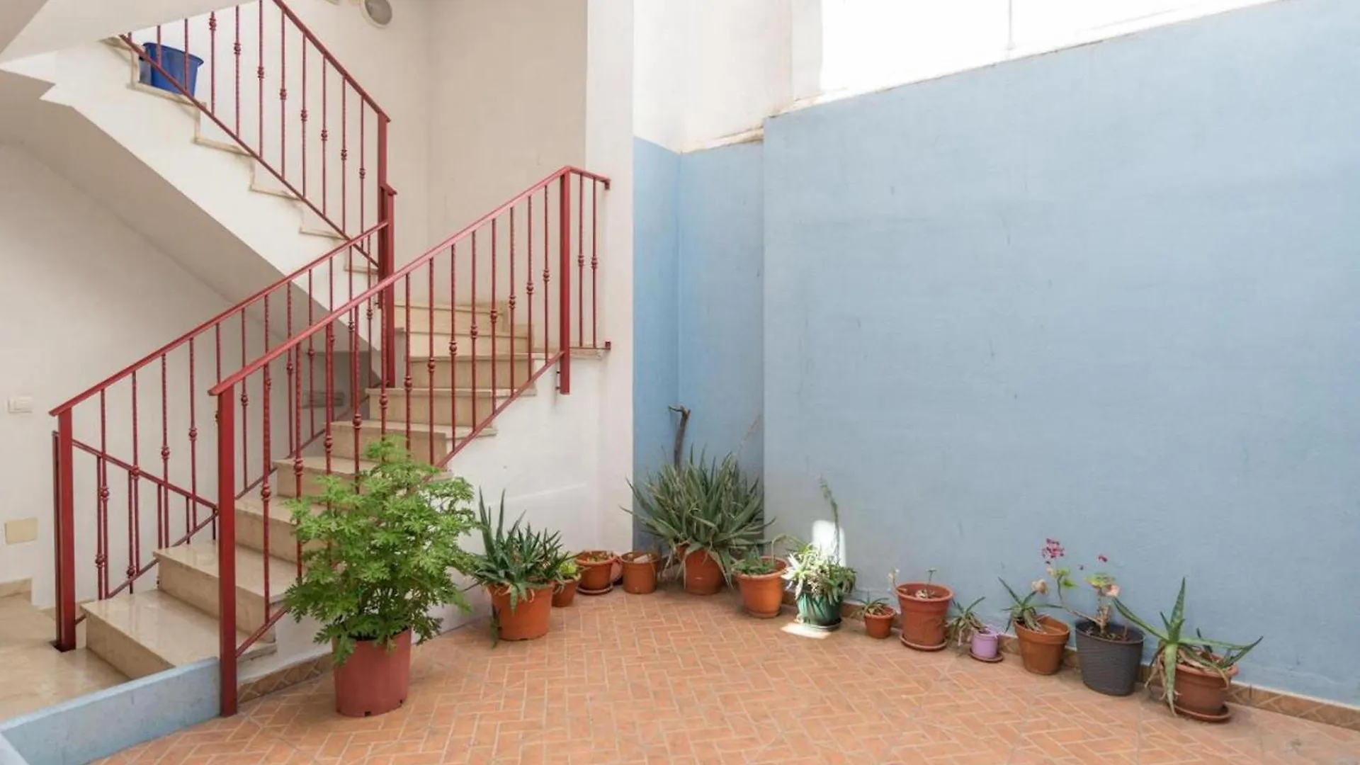Holidays2Malaga Ventura Apartment Close Old Town